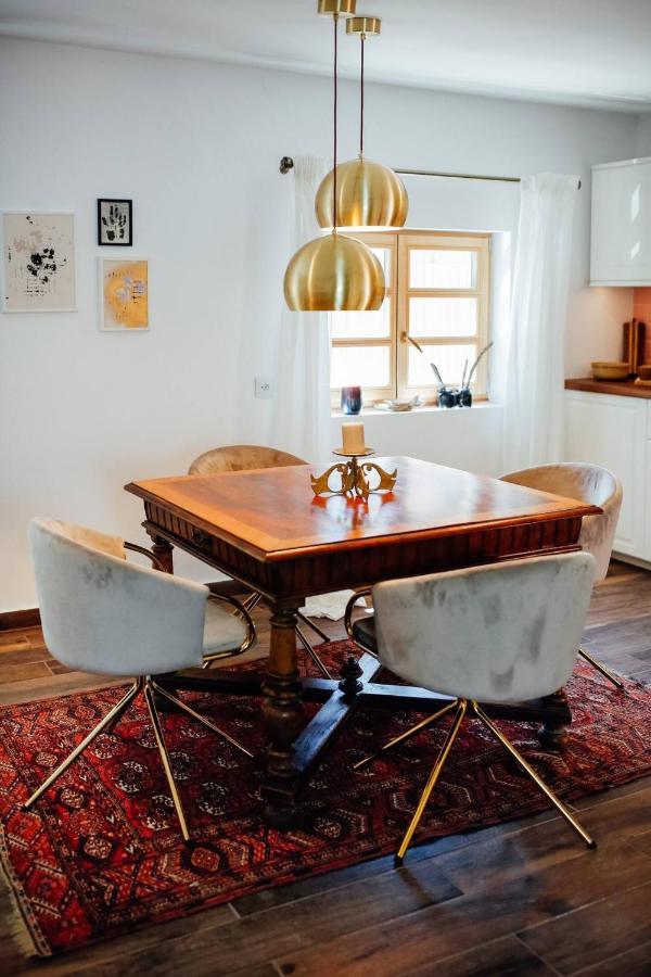 Apartment Aussee- Atelier Salzherrenhof- Kueche, Wlan, Netflix Bad Aussee Exterior photo